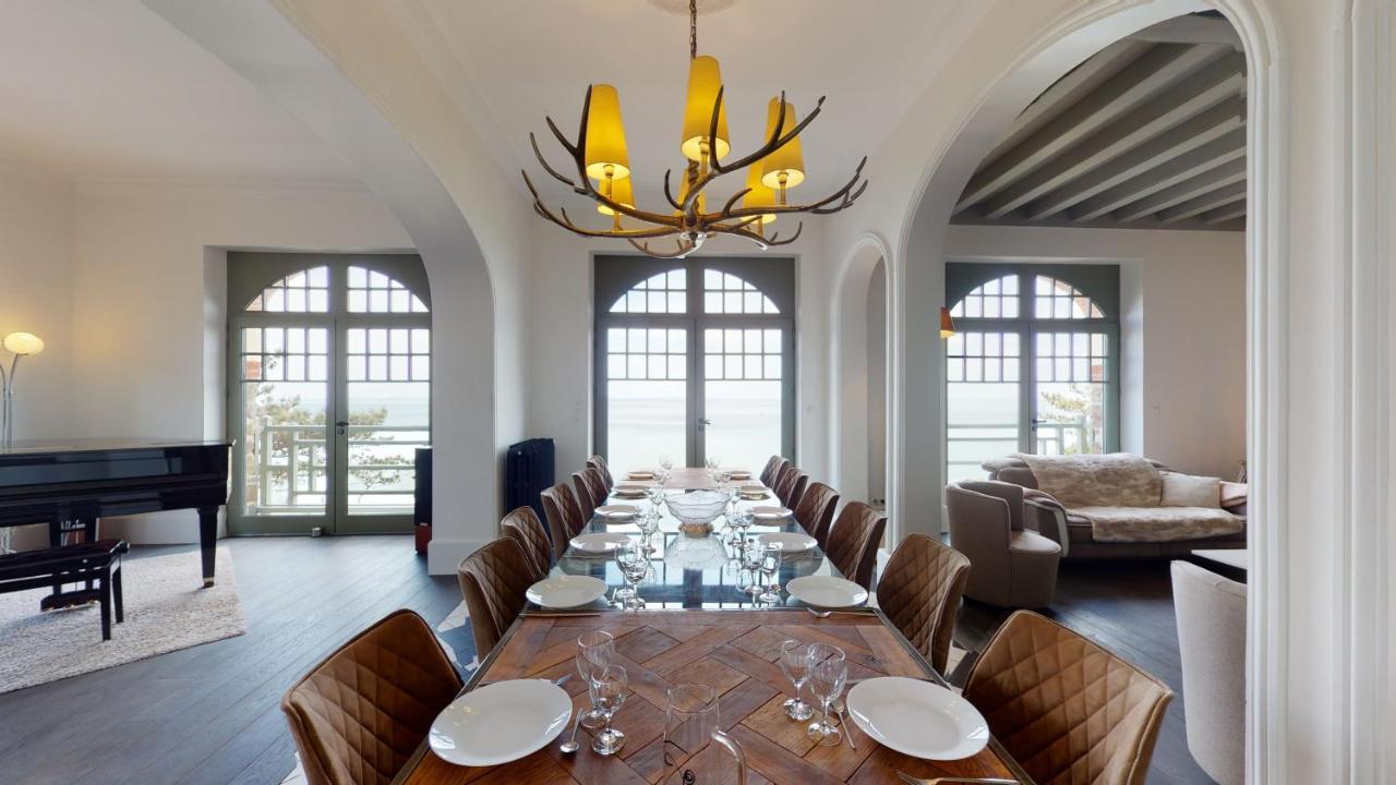 Les Roches Grises, Luxueuse Villa Face Mer, 4Etoiles, Spa Et Jardin Panoramique, Societe La Clef Decamp Гранвиль Экстерьер фото